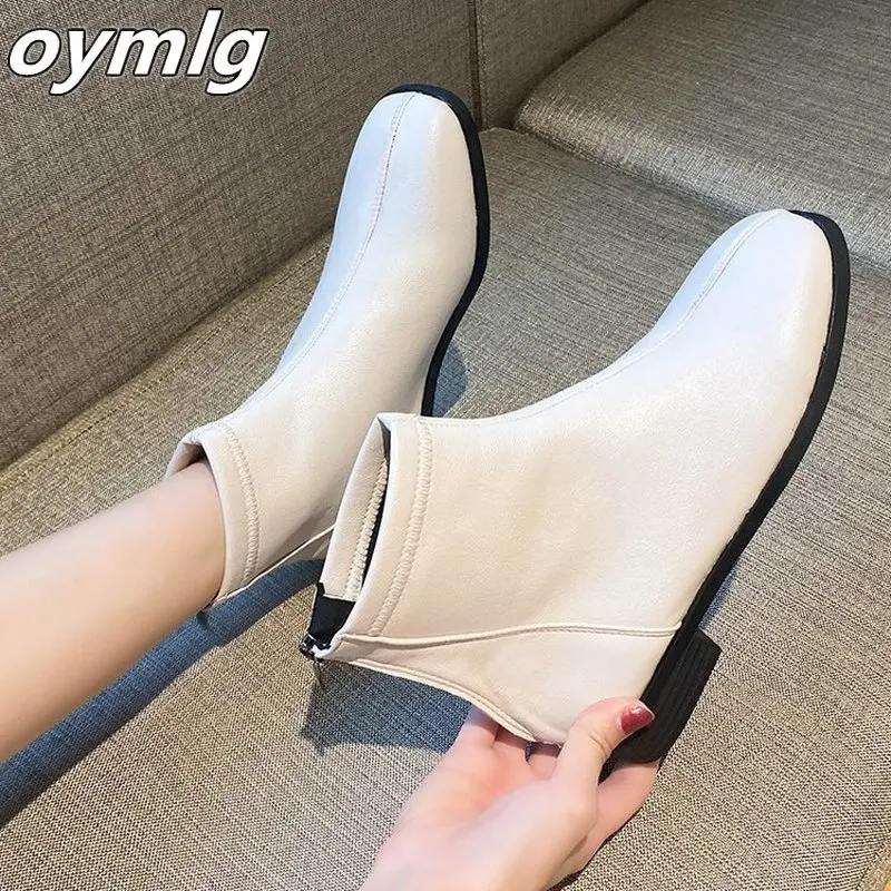 

2020 fashion runway boots girls concise style Solid black boots women leather autumn shoes female boots winter shoes women