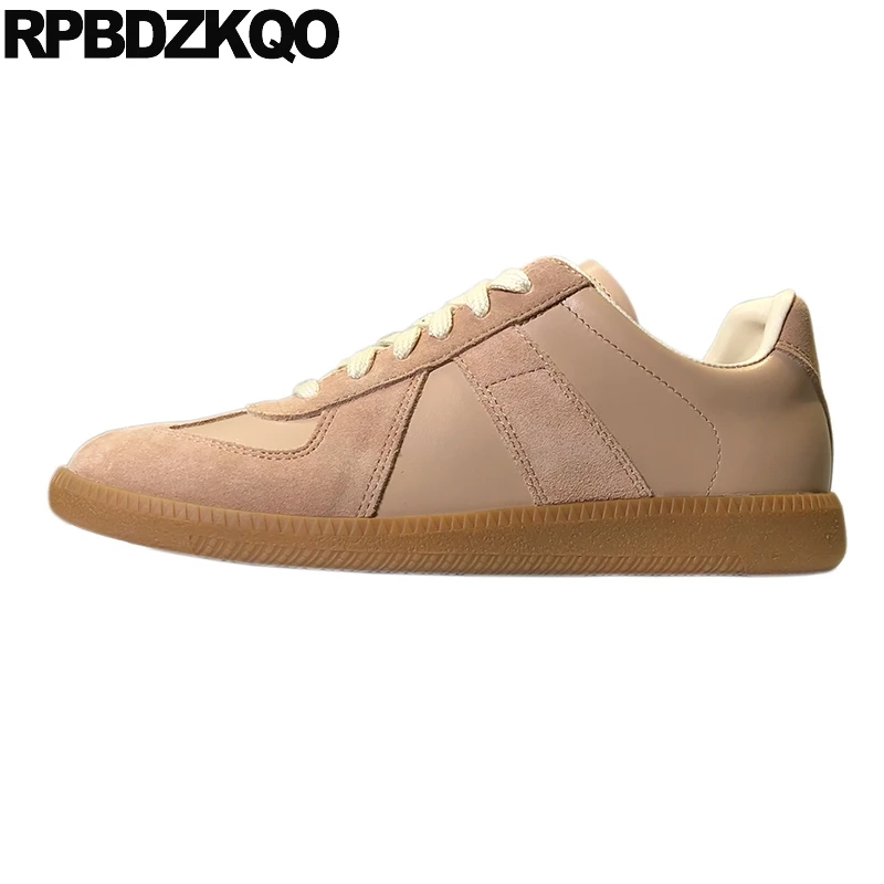 Плоская Ню Фото