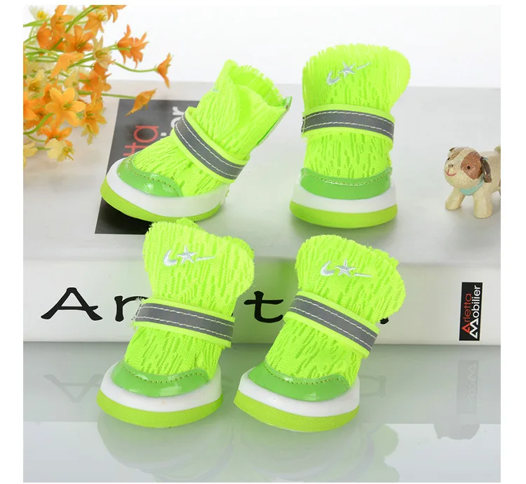 

Pet Sports Shoes Summer Breathable Comfortable Pets Shoe Set of 4 Non-slip Can't Drop Dog Booties for Small Dogs