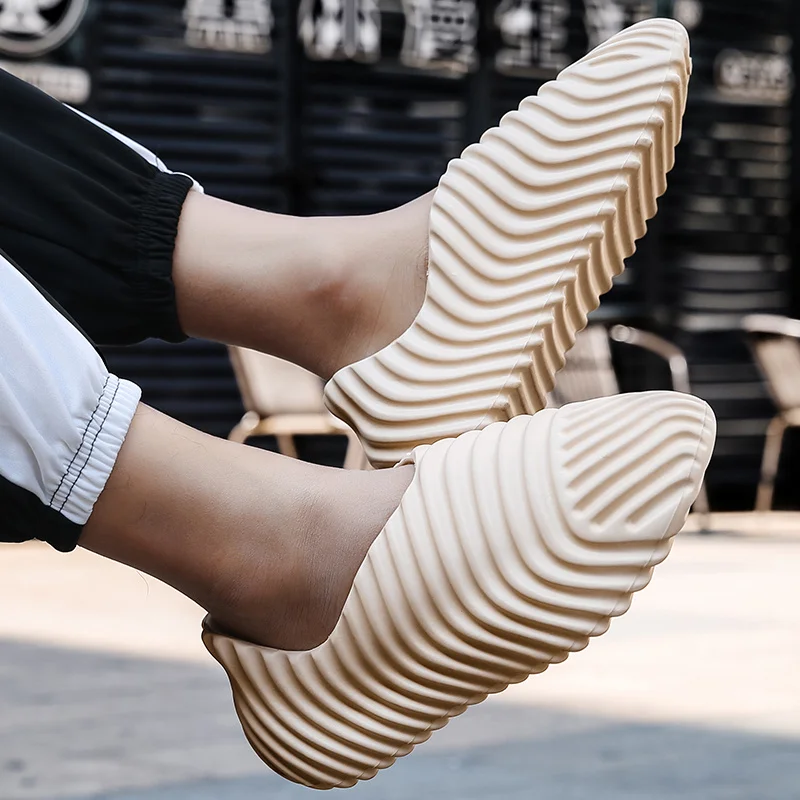 

New Winter Home Slippers Platform Waterproof Style Casual Indoor Anti Slippery Shoes Warm Fluffy Slides Flat Man