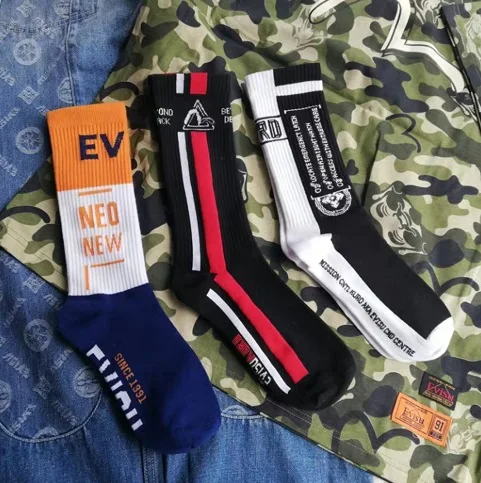 3 pairs 3 Бренд Evisu повседневные хлопковые мужские носки Модные дышащие теплые чулки спортивные мужские и женские парные носки - Цвет: 3 pairs 3