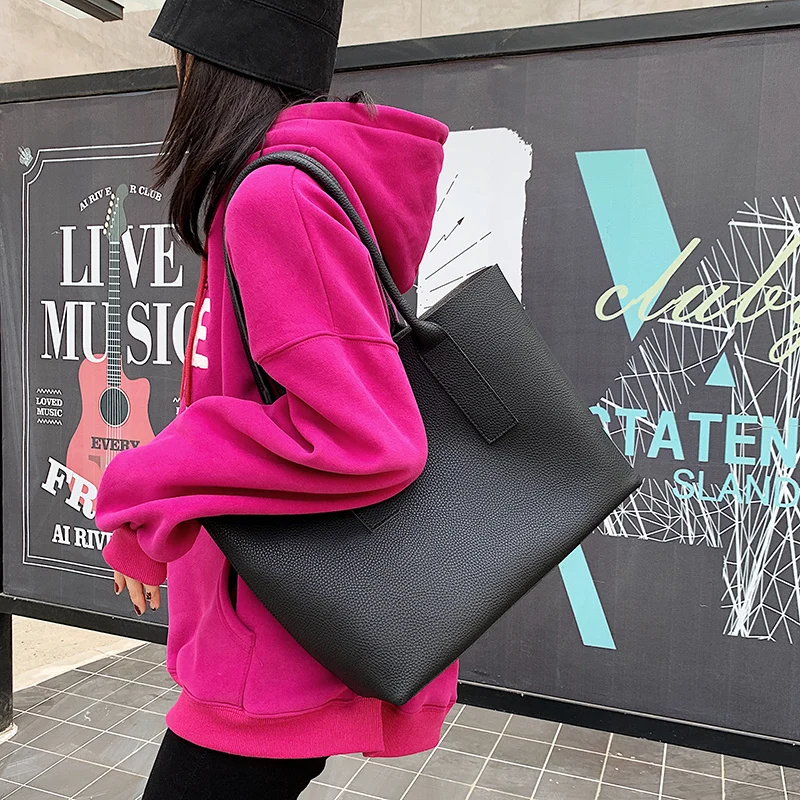 

Large Black Tote Handbags for Women 2020 New Simple Soft Leather Female Hobos Hand Bags Portable Ladies Shoulder Shopper Bag Sac