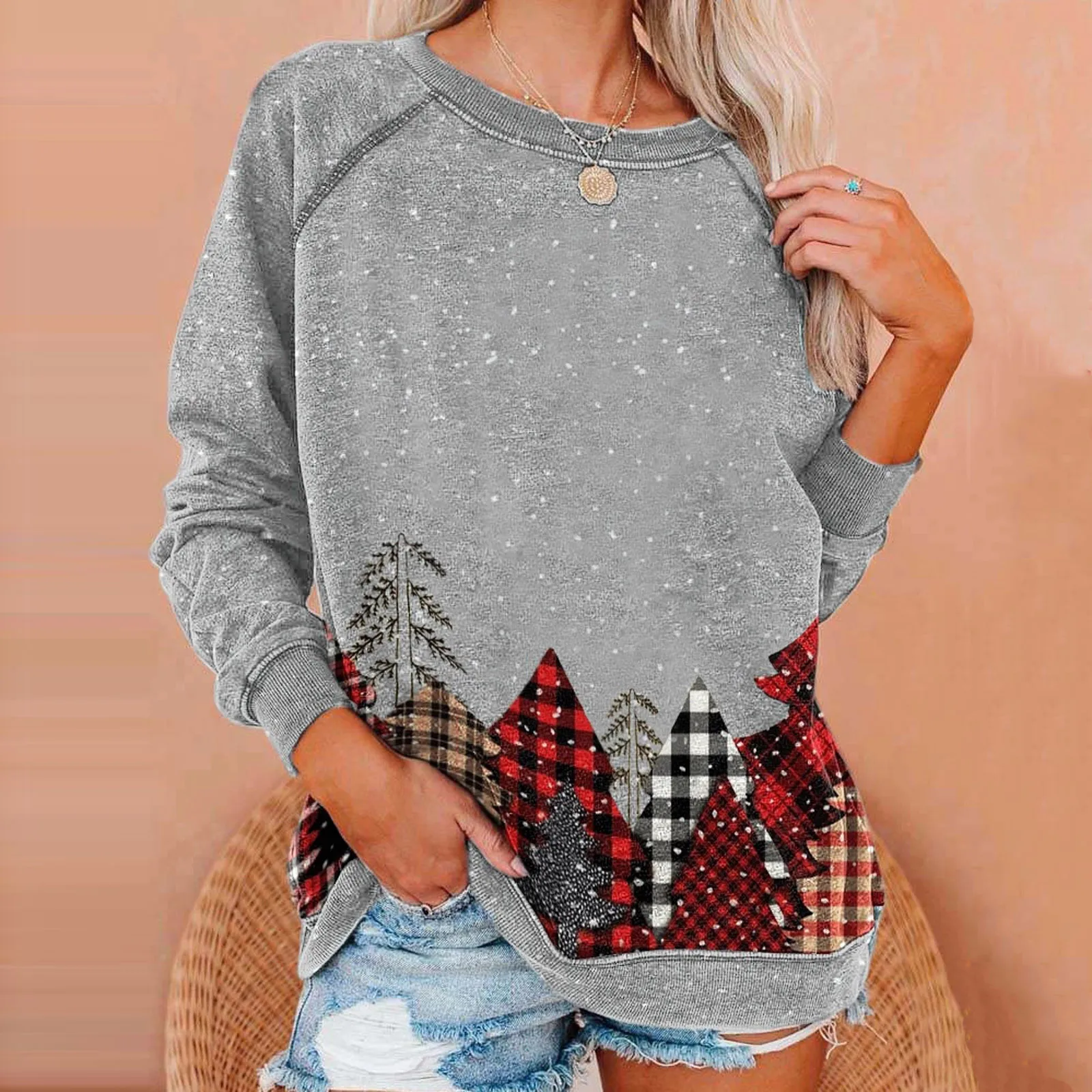 

Autumn and Winter Classic Christmas Snowflake Christmas Tree Printed Round Neck Pullover Fashion Joker Long Sleeve Shirt