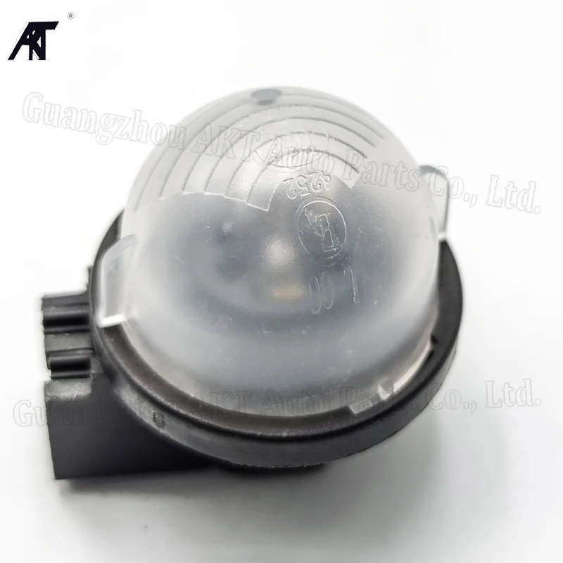 Пластина заднего номерного знака светильник для Suzuki Alto 2009-2013 Swift 2005-2013 SX4 2006-2013