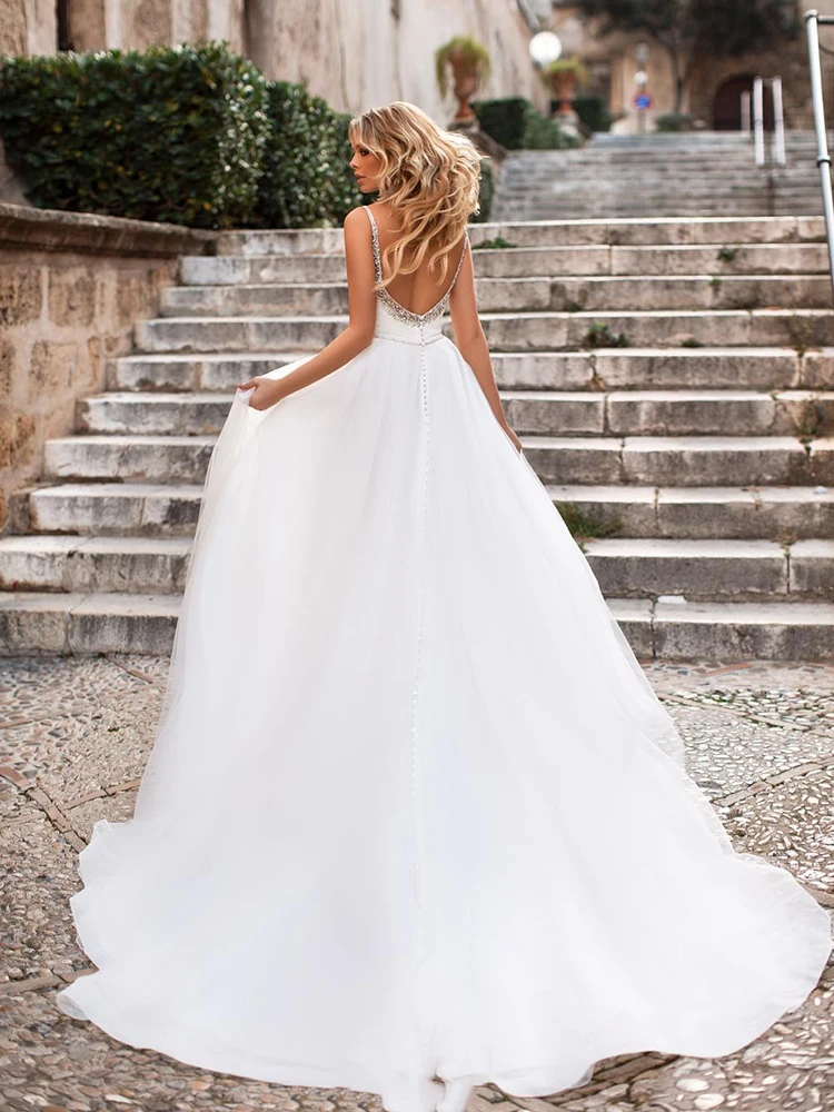 

YILIBER Lace wedding dress v-neck sleeveless luxury bridal dresses sequins hand drill belt decoration lace tailing
