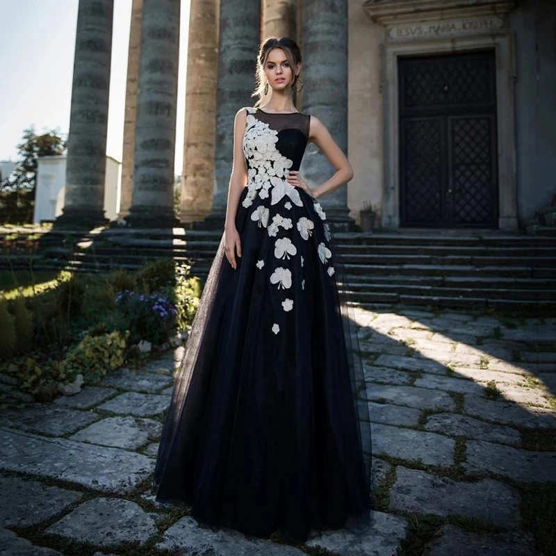 

Stunning Black Women Evening Prom Dresses Ivory Appliques Butterfly Celebrity Party Gowns Vestidos De Festa Custom Made