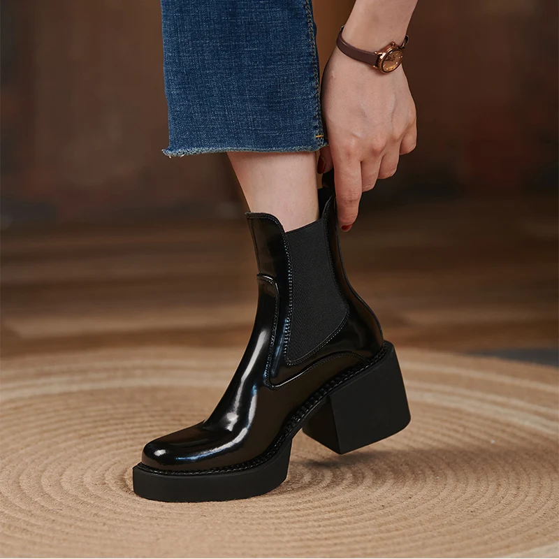 

Short boots women's spring and autumn 2021 new patent leather boots simple sleeve thick heel