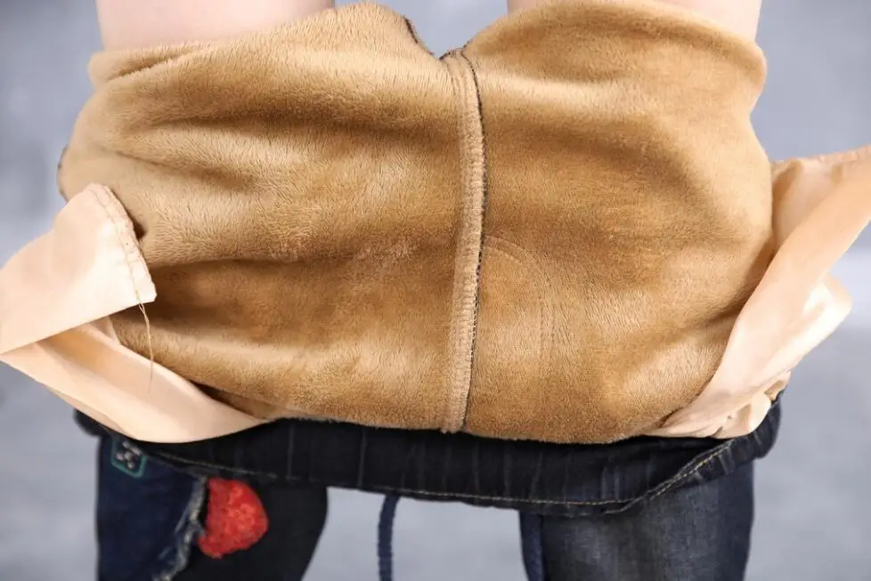 

Autumn Winter Warm Plus Velvet Harem Denim Pants Retro Female Elastic Waist Embroidery Jeans Trousers s303