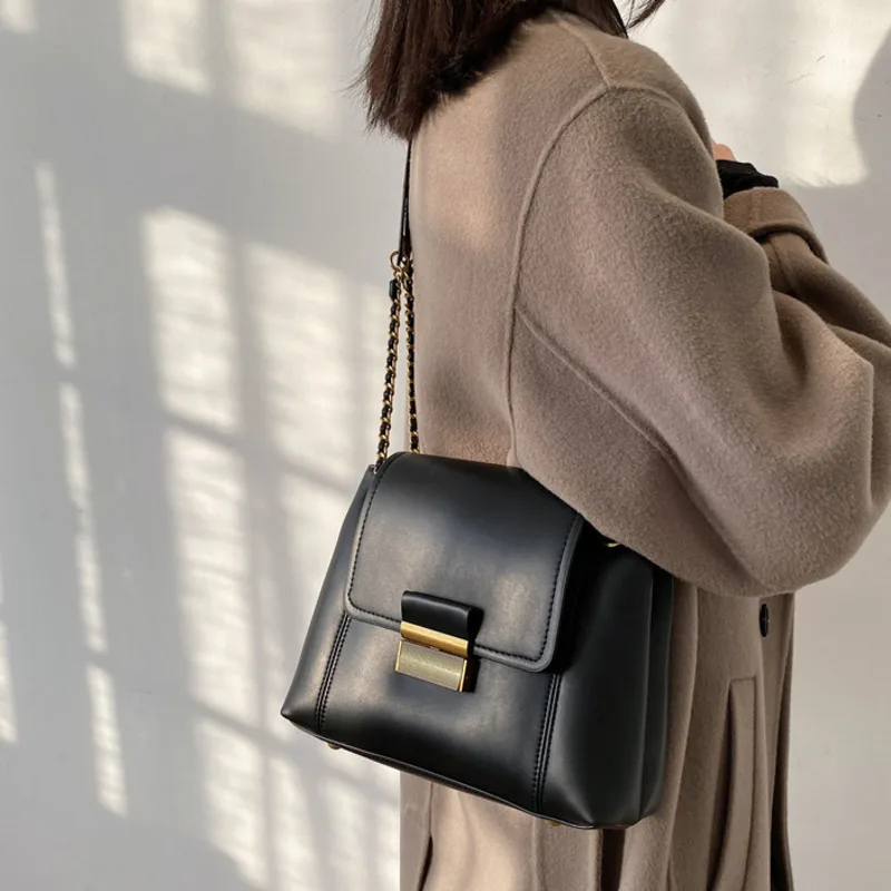 

Pu Leather Brand Designer Shoulder Simple Bags For Women 2021 Chain Luxury Crossbody Messenger Bag Female Fashion Flap Handbags