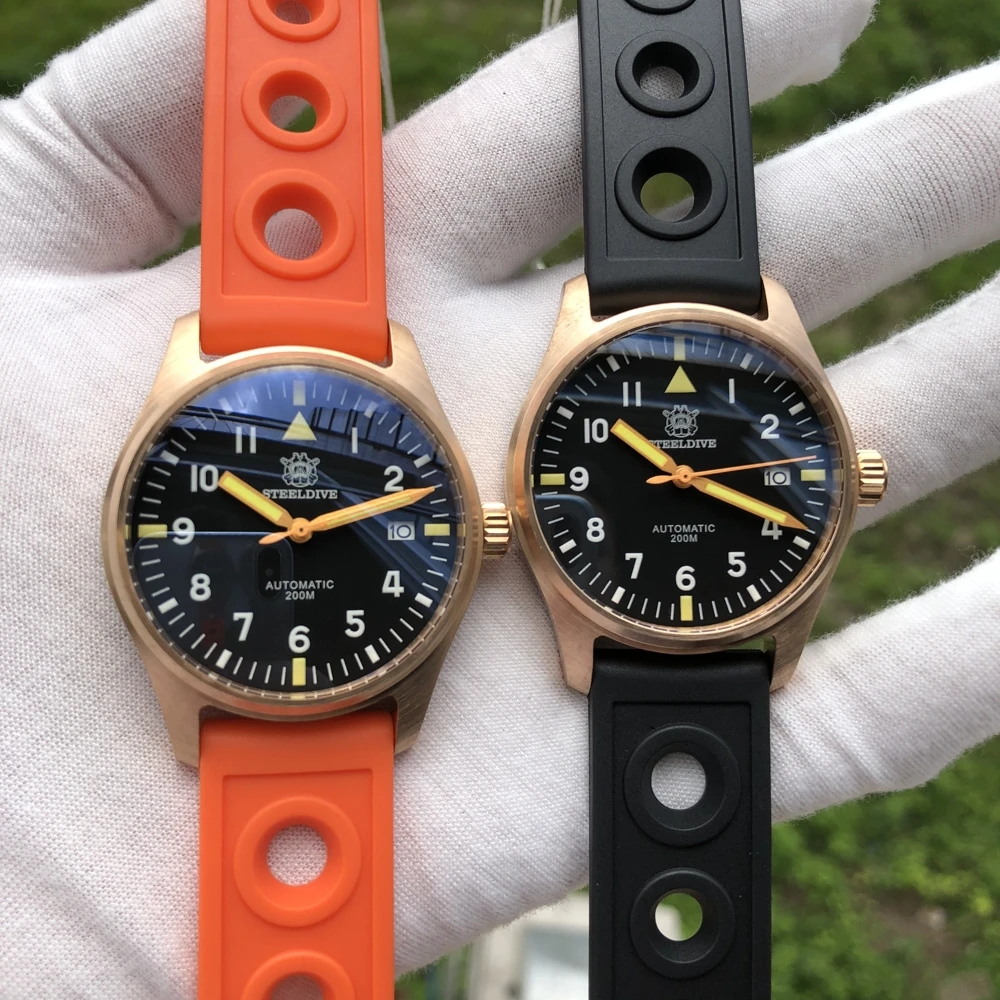 

STEELDIVE Bronze Diver Watch 200m NH35A Pilot Automatic Watch NH35 Sapphire Crystal CuSn8 Bronze Pilot Watch C3 Super Luminous