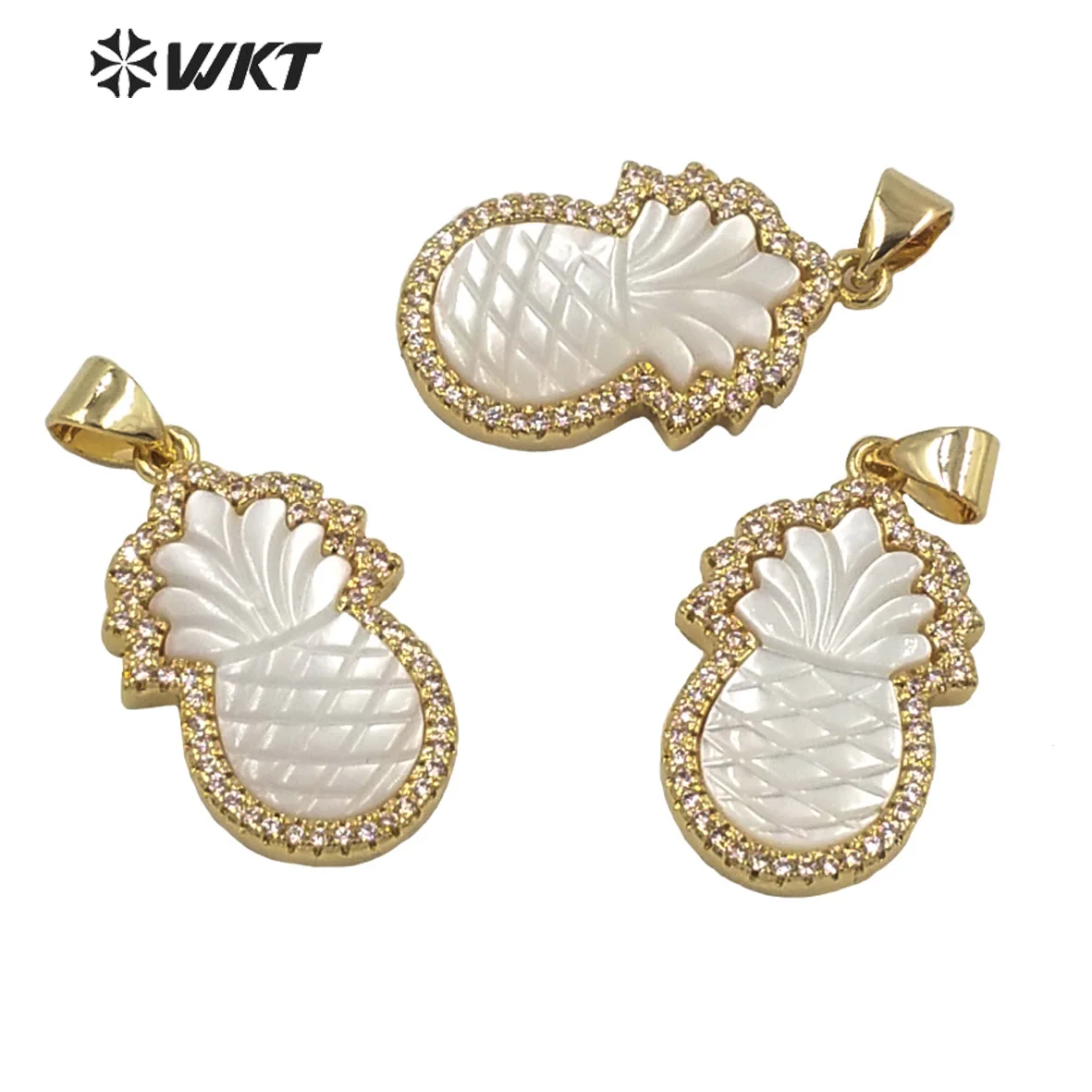 

MP197 New Design Hand Made Carved Pearl Shell Pendants Lady Gift Micropave Gold Bezel Cubic Zircon Pinapple Pendants