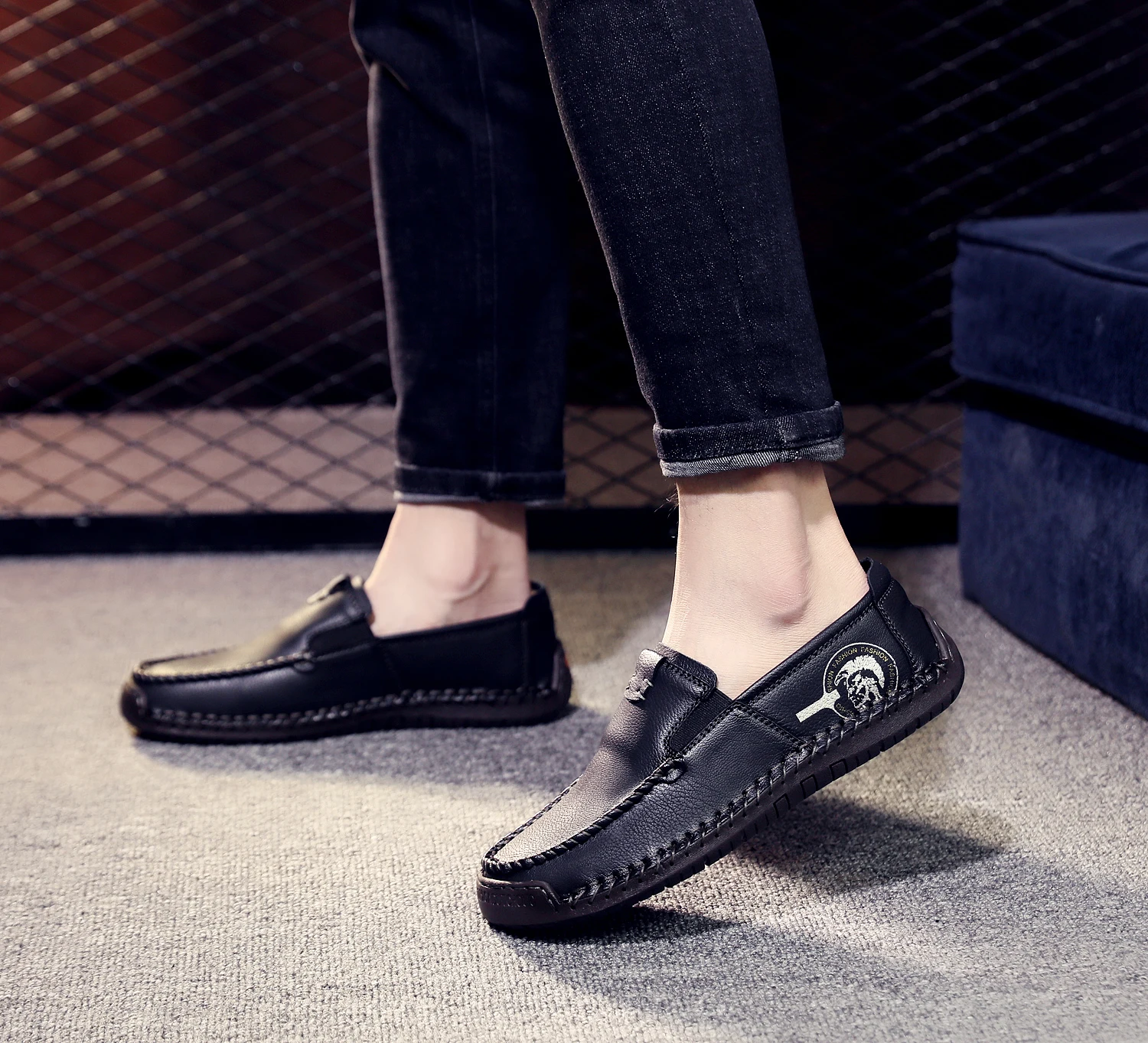 Мужские летние кожаные лоферы мягкие дышащие мокасины на плоской подошве