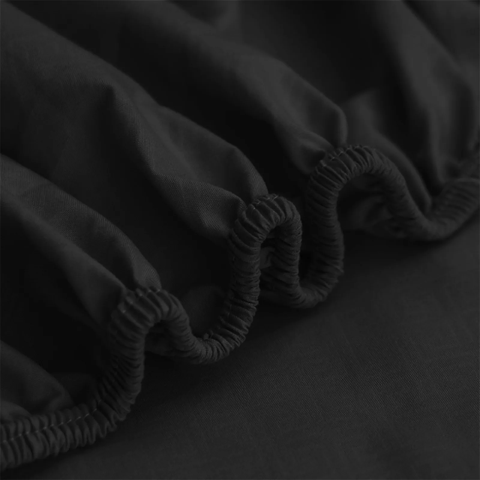 

Soft Polyester Fitted Sheet Mattress Cover Absorbent Quick Drying Bed Sheets Solid Color Bed Mat Grippers Elastic Band Bed Cover