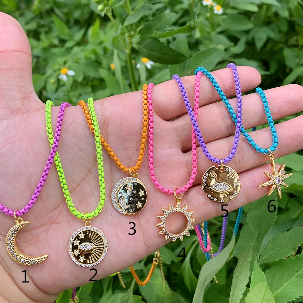 

Wholesale New Simple Single Chain Western Style Stars Moon Gold Plated Necklace For Women