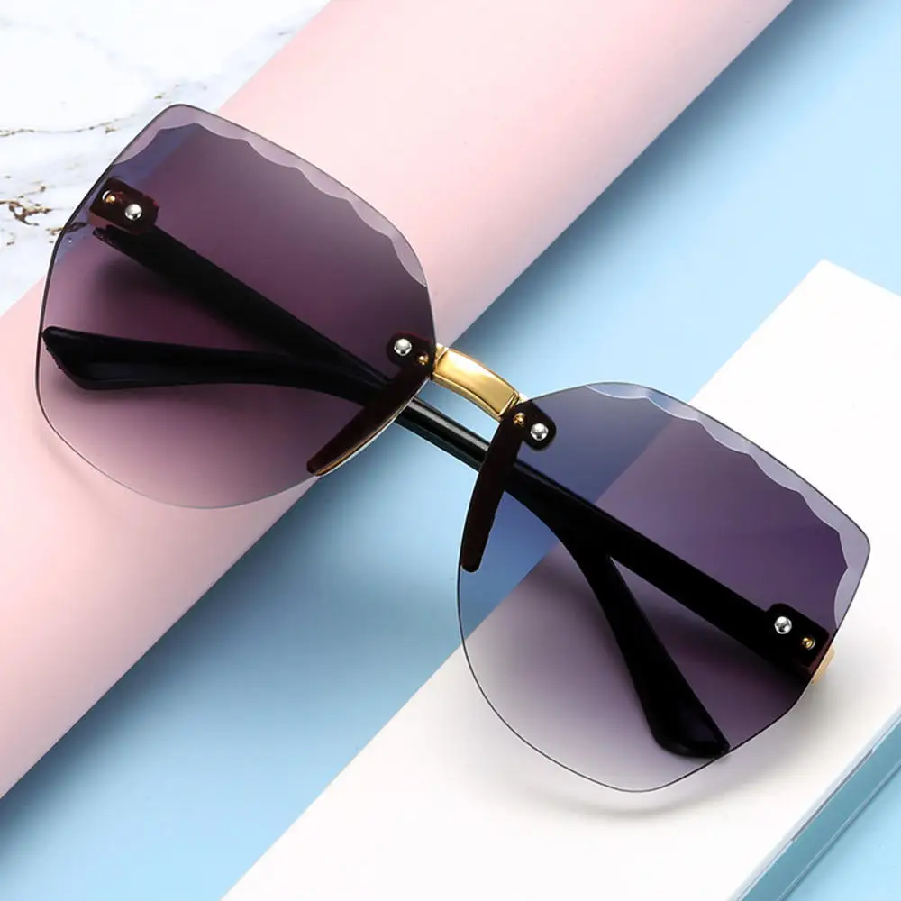 Детские солнцезащитные очки без оправы милые квадратные модные с розовыми и