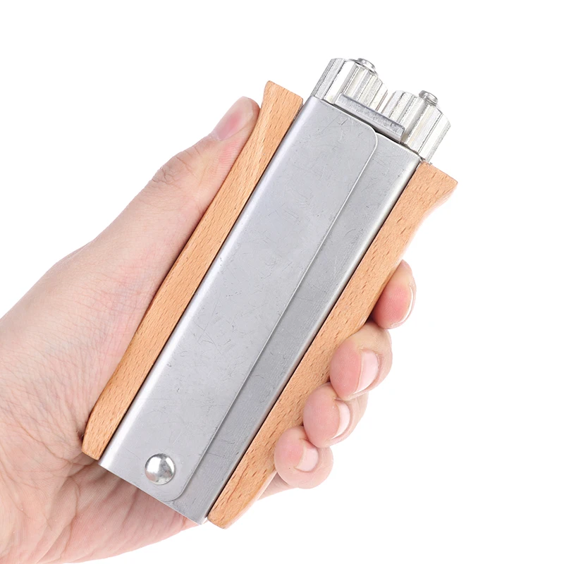 Устройство для пчеловодства натяжитель проводов рамка инструмент улей