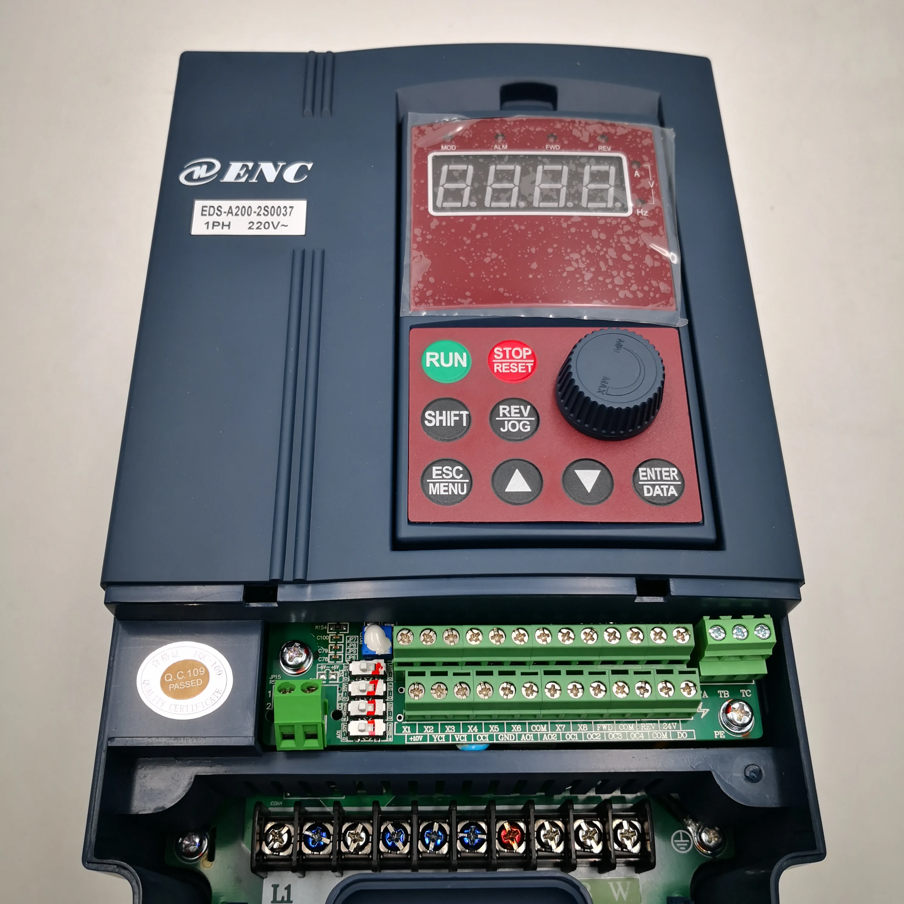 Частотно регулируемым приводом инвертор частотно 3.7KW Eds A200 2S0037 YiNeng для 220V