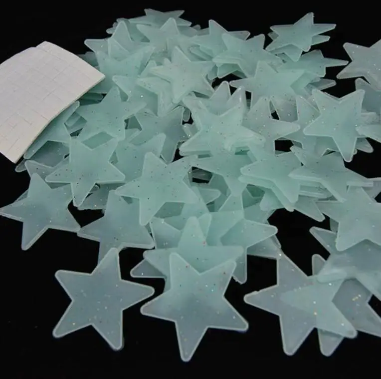 

100pcs 3cm Luminous Star Stickers Glow in Dark Toys For Bedroom Fluorescent Painting Toy PVC Stickers for Kids Room Glowing Star