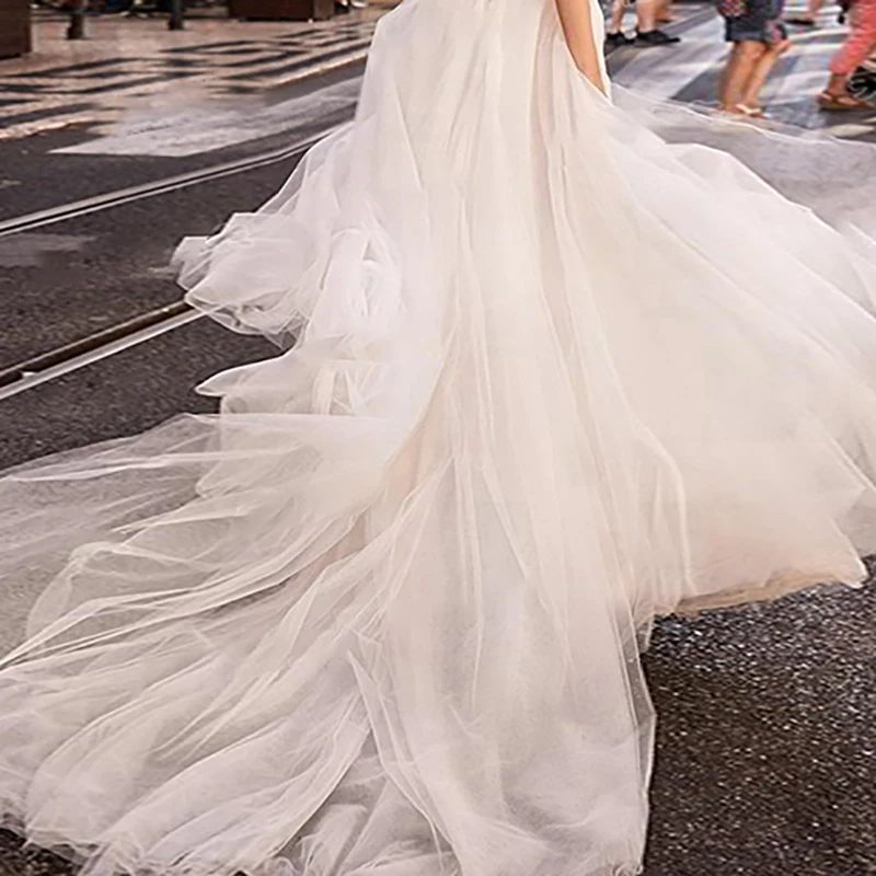 

Bespoke Occasion Dress Illusion Strapless Sleeveless Embroidery Backless Lace Tulle Luxury White Women Formal Evening Gown TS152