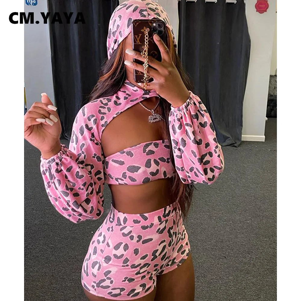 Женский леопардовый спортивный костюм CM.YAYA комплект из укороченного топа с