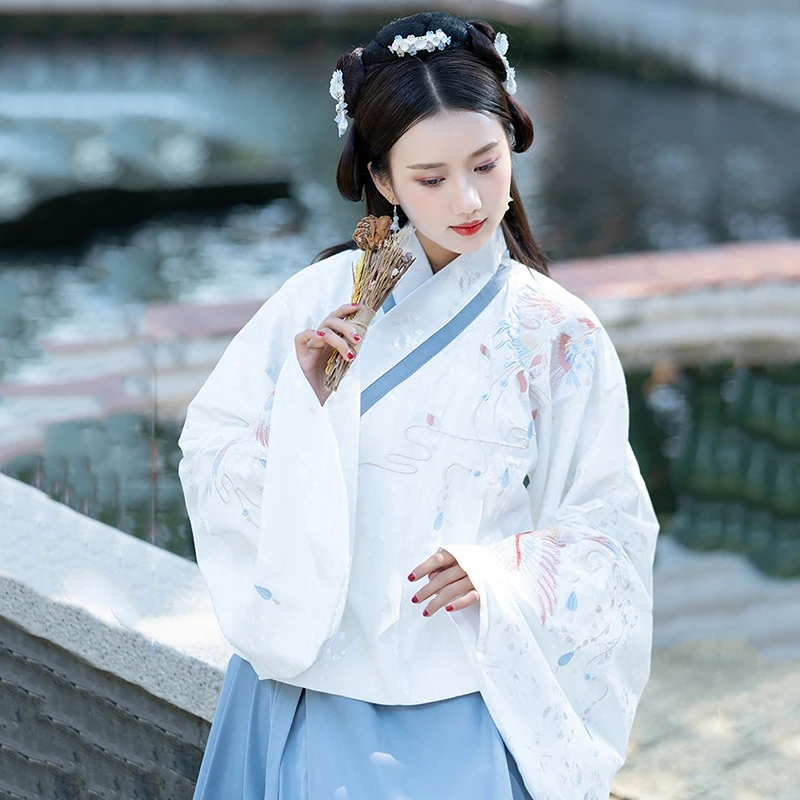

Роскошный вышитый женский классический танцевальный костюм Hanfu, народное платье феи, праздничный наряд династии Мин, одежда для выступлени...
