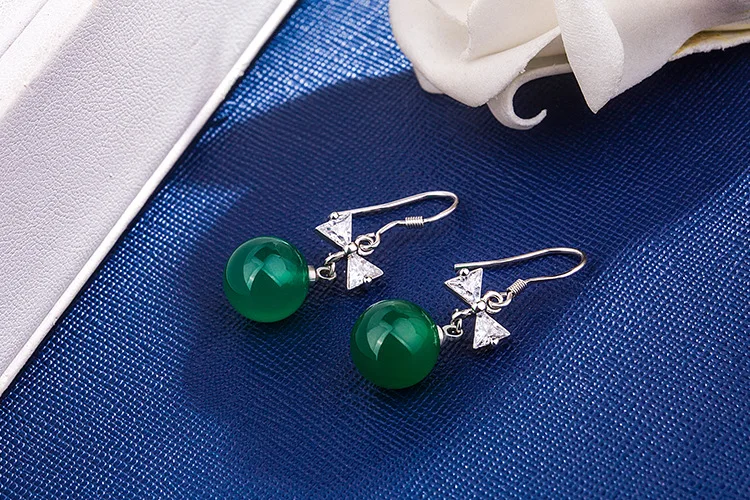 Корейский натуральный зеленый халцедон с бриллиантами серьги 925 серебряные