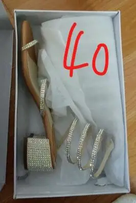 Реальные фотографии женские сандалии со стразами в Форме Змеиной кожи летние