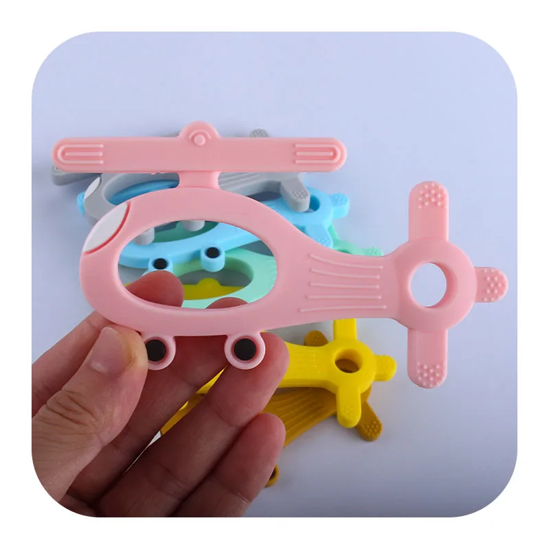 

XCQGH 1PCS Big Airplane Silicone Teethers Baby Boy Girl Pacifier Teething Toys 6 Colors