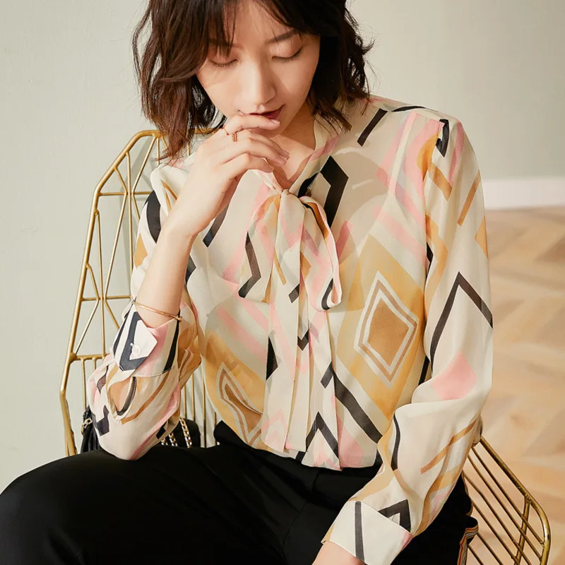 

New Grid chiffon blouse with bowknot silk shirt female autumn long sleeve case grain loose mulberry silk shirt