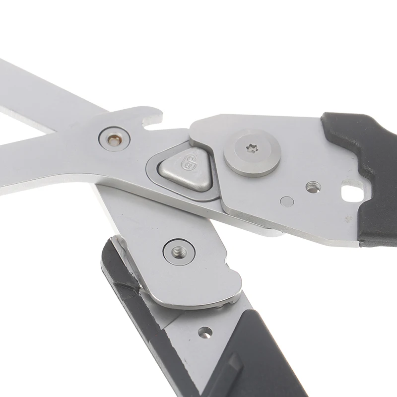 

Multifunction with Strap Cutter and Glass Break Raptor Emergency Response Shears