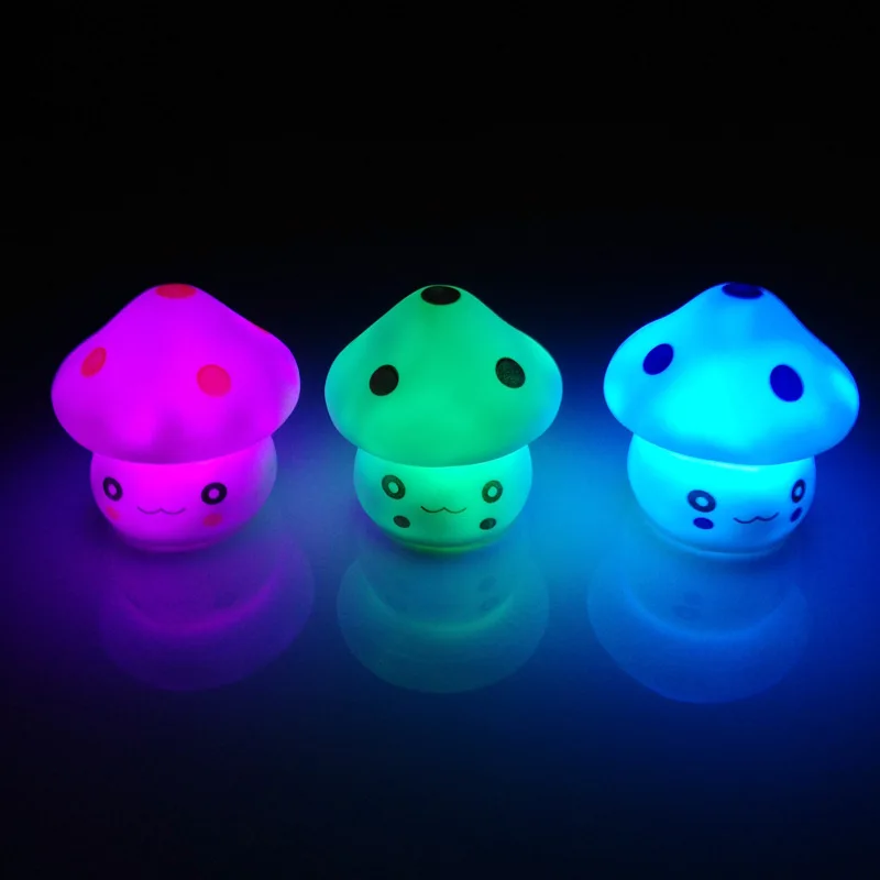 

New Cute Mushroom Lamp 6cm Color Changing LED Party Lights Mini Soft Baby Child Sleeping Nightlight Novelty Luminous Toy Gift