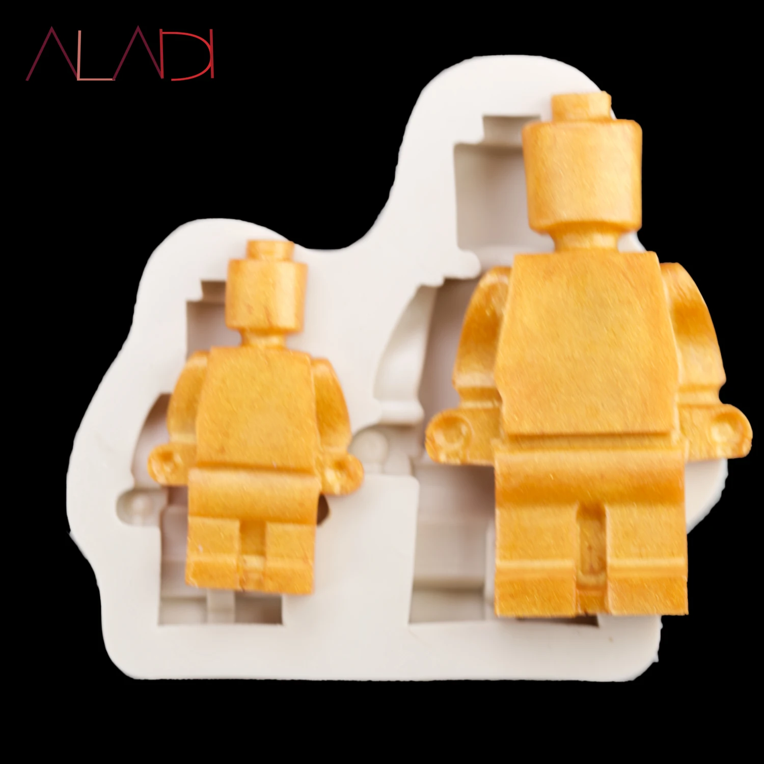 

3D Robot Shape Silicone DIY ChocoLate Cake Bread Mousse Dessert Fudge Mold Baking Tools Decorative Resin Kitchen Utensils AD189