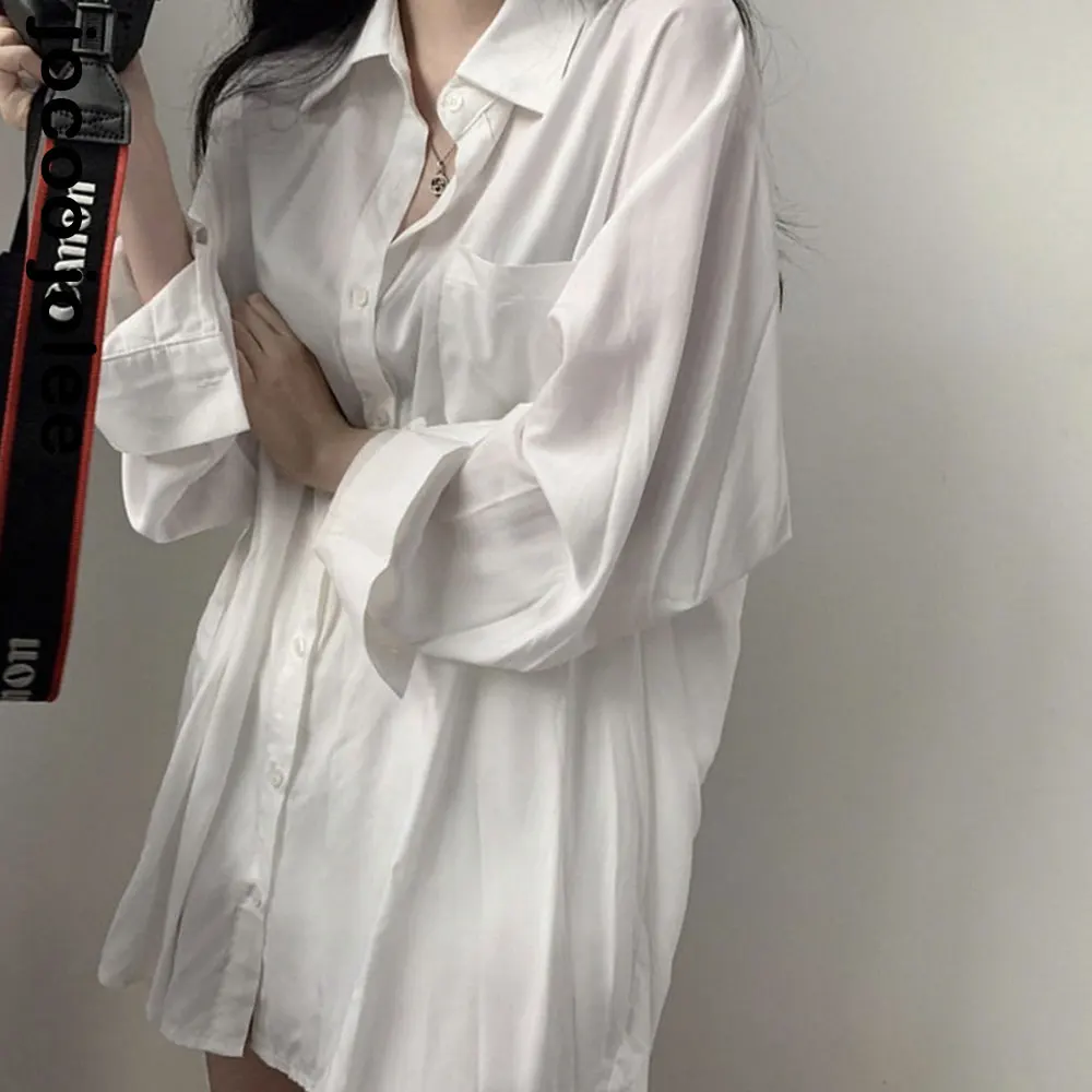 

Korean Fashion Oversized Women Blouse Turn Down Collar Buttons Long Sleeve White Basic Harajuku Casual Thin Shirt BF Style Tops