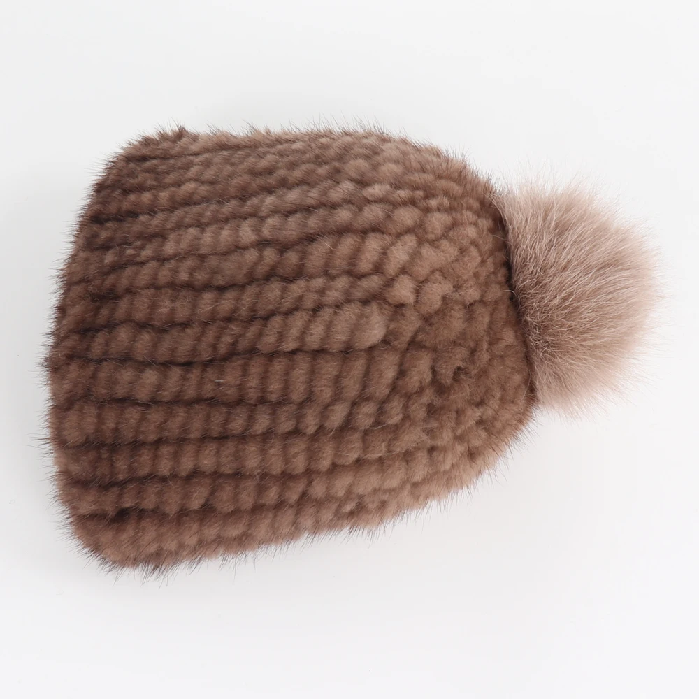 Женская зимняя шапка-бомбер из натурального меха норки |