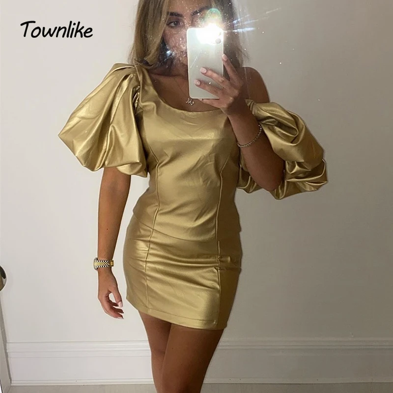 Женское короткое платье с рукавом фонариком Townlike черное облегающее для