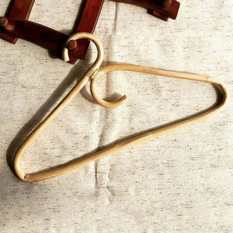 

Rattan Clothes Hanger Style,Garments Organizer,Rack Adult Hanger,Room Decoration Hanger for Your Clothes.1 Pcs