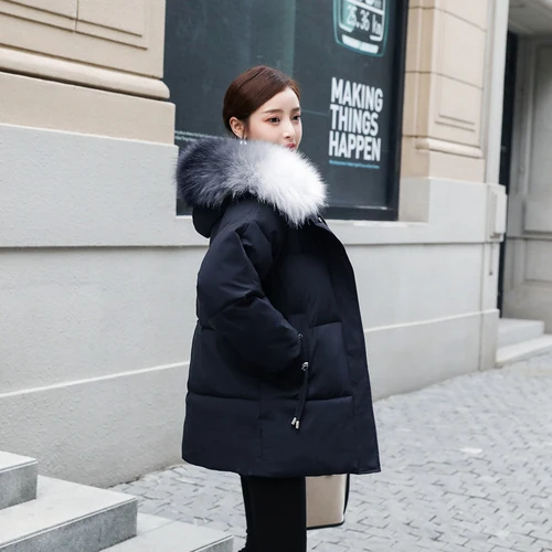 Женская куртка с капюшоном и воротником из искусственного меха теплая короткая