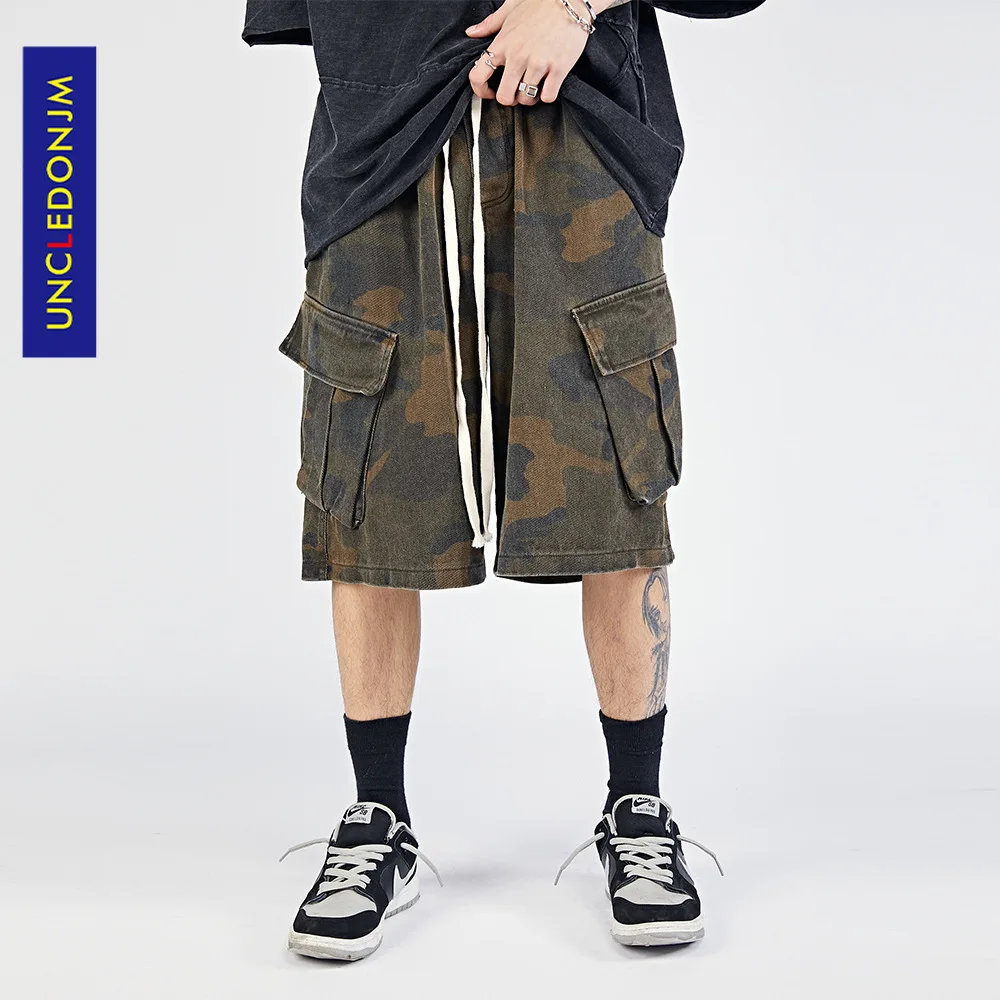 

UNCLEDONJM Camouflage Retro cargo shorts men's high street streetwear pants korean fashion LOOSE shorts men Knee Length 8888