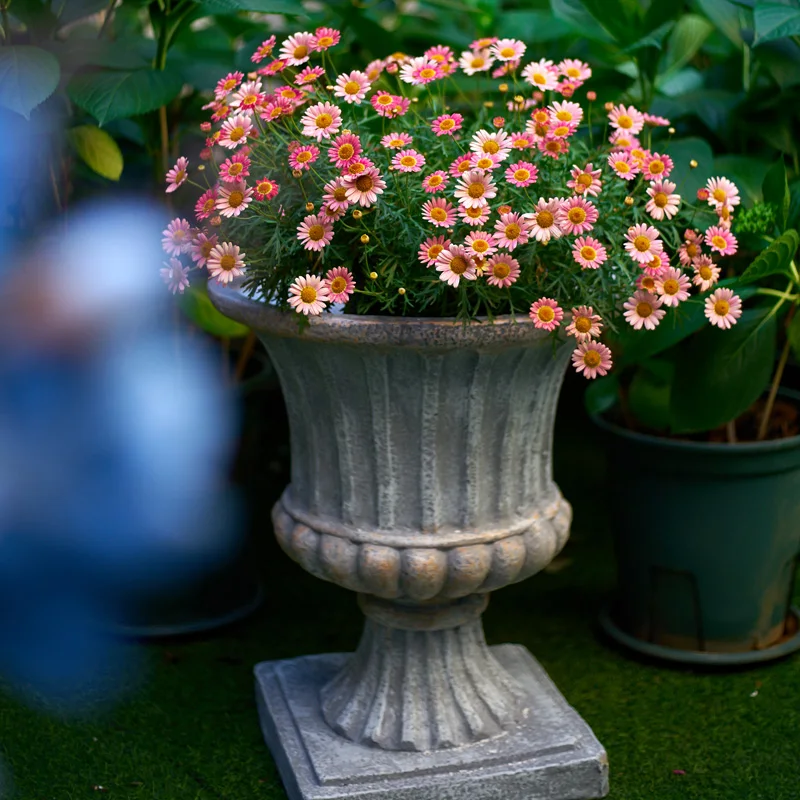 

Цветочный горшок GY с римскими колоннами, европейская ретро-Кубок, Большая Садовая декорация, украшение для двора, уличная вилла, расположен...