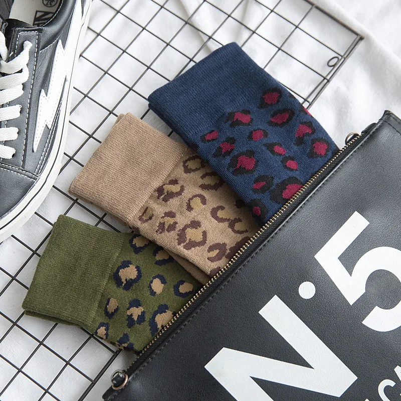 

Fashion Classic Spring Leopard Cotton Women Socks Special Retro Animal Leopard Print Socks High Quality Vintage Camouflage Socks