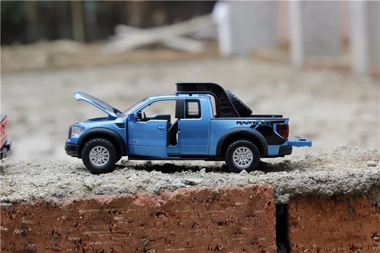 1:32 Ford Raptors F150, модель автомобиля из сплава, игрушка с оттягиванием, флеш и музыка, литье под давлением, металлический пикап, модель, классический американский автомобиль для мальчиков