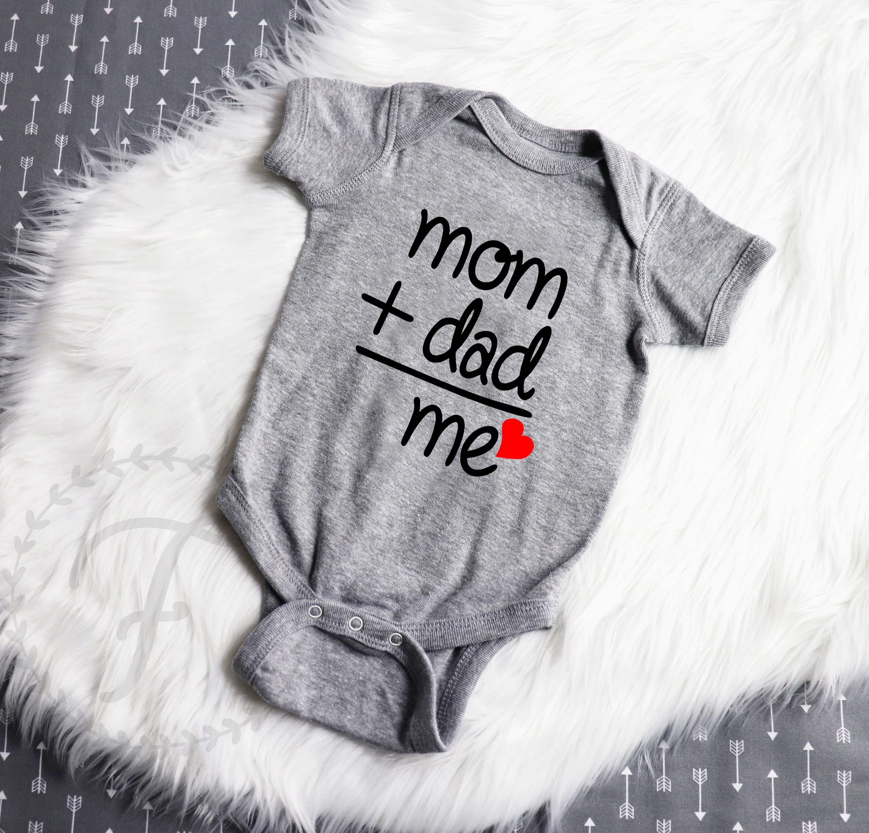 

Mom+Dad=Me Love Graphic Printed Baby Fashion Grey Onesies Infant Cotton Bodysuit Boys Girls Toddler Soft Wear Rompers
