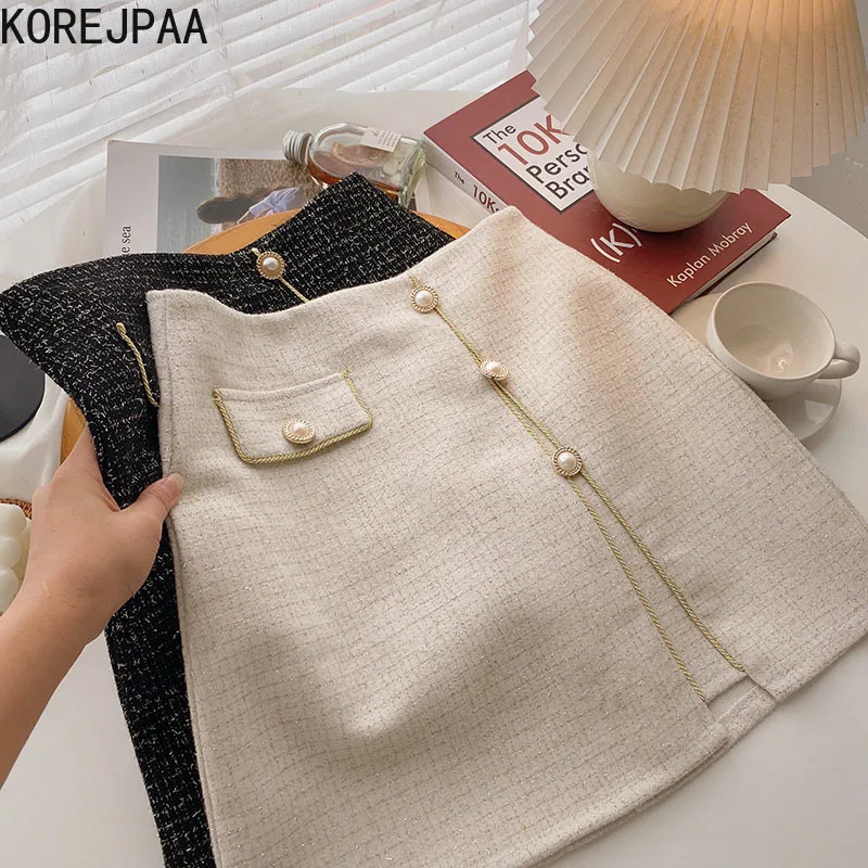 

Korejpaa Elegant Retro Women Skirts Bright Female 2021 Winter Korean Style Pearl Buckle High Waist A-line Silk Tweed Skirt New