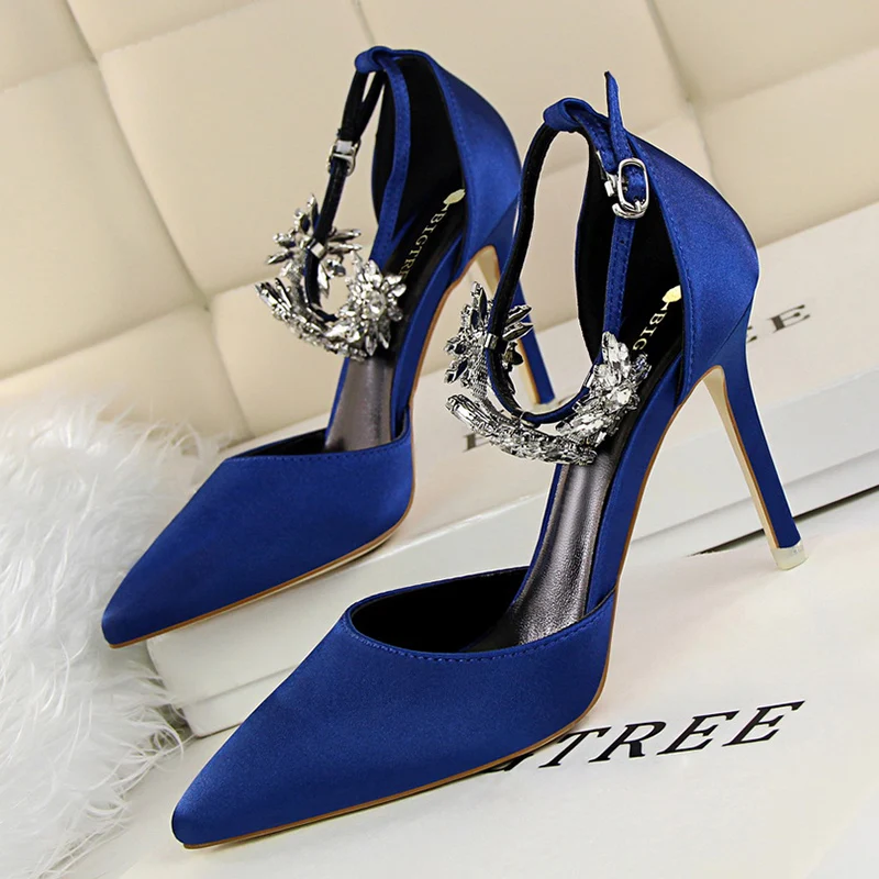 2021 estate elegante donna 9.5cm spogliarellista tacchi alti sandali da sposa Designer seta rosa blu tacchi sandali di cristallo scarpe da sposa