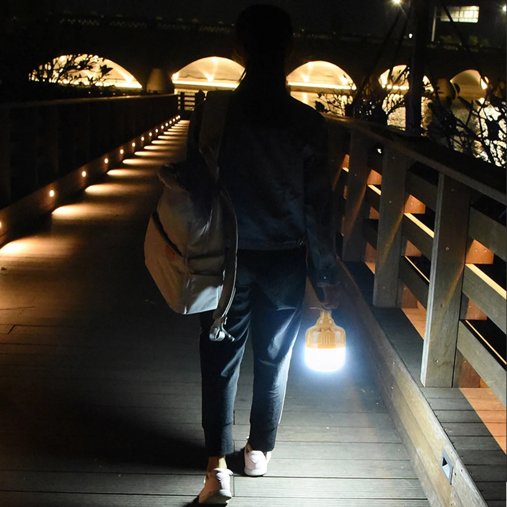 Светодиодный светильник с пультом дистанционного управления на солнечной