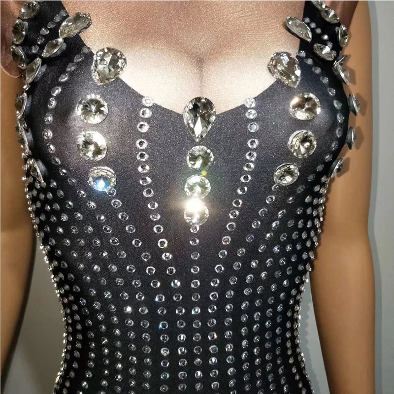 модные Блестящие стразы черное платье без рукавов миди спандекс перо для дня