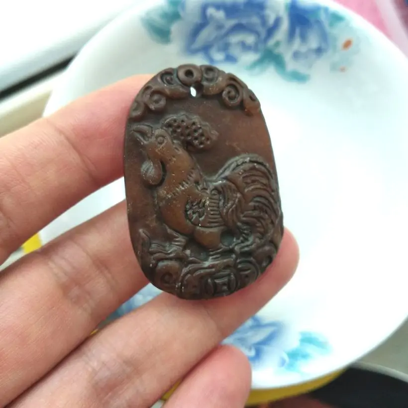 Натуральный старинный нефритовый амулет на член подвеска в виде китайского