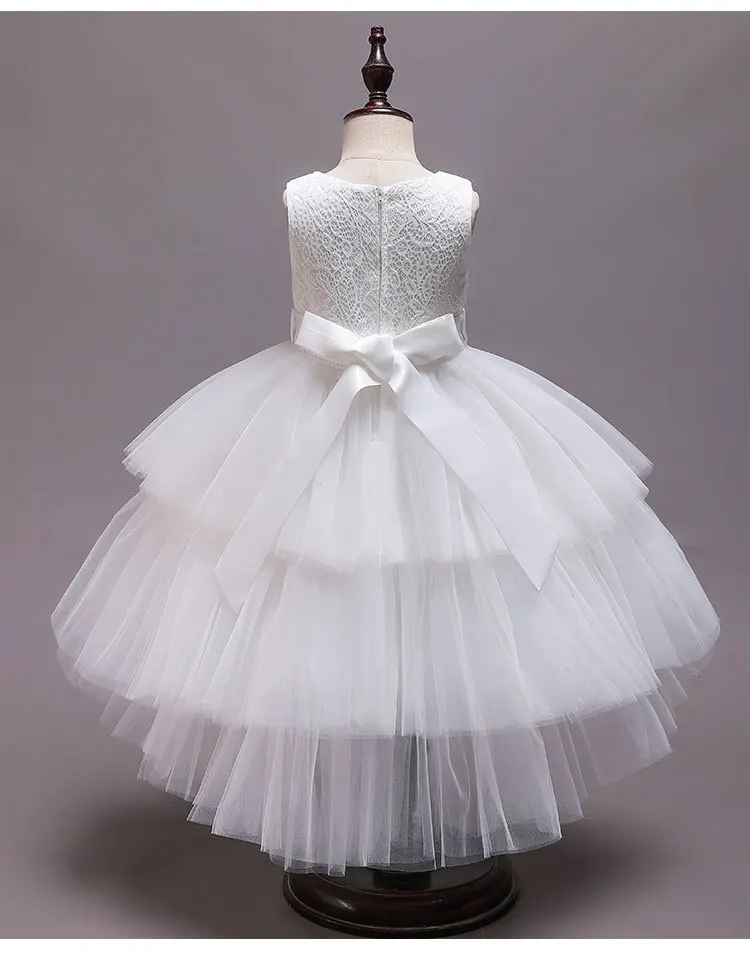 Белое платье с цветочным рисунком для девочек платья девочки держащей букет