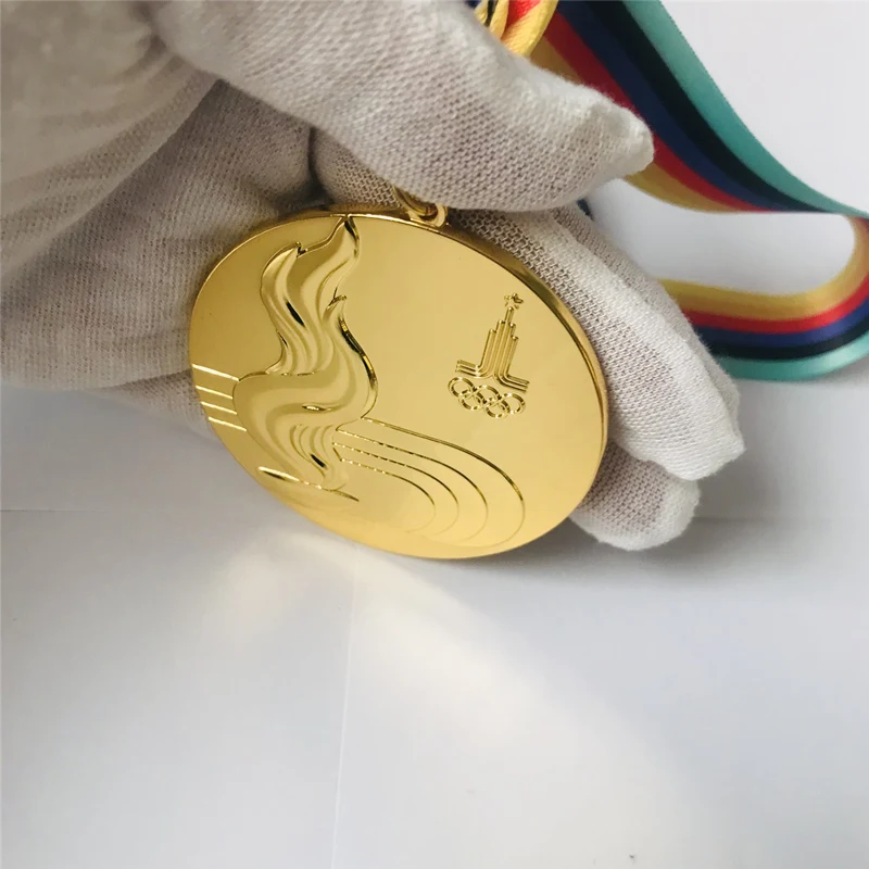 1 шт. металлическая золотая медаль для чемпионата по искусству Москвы зима 1980