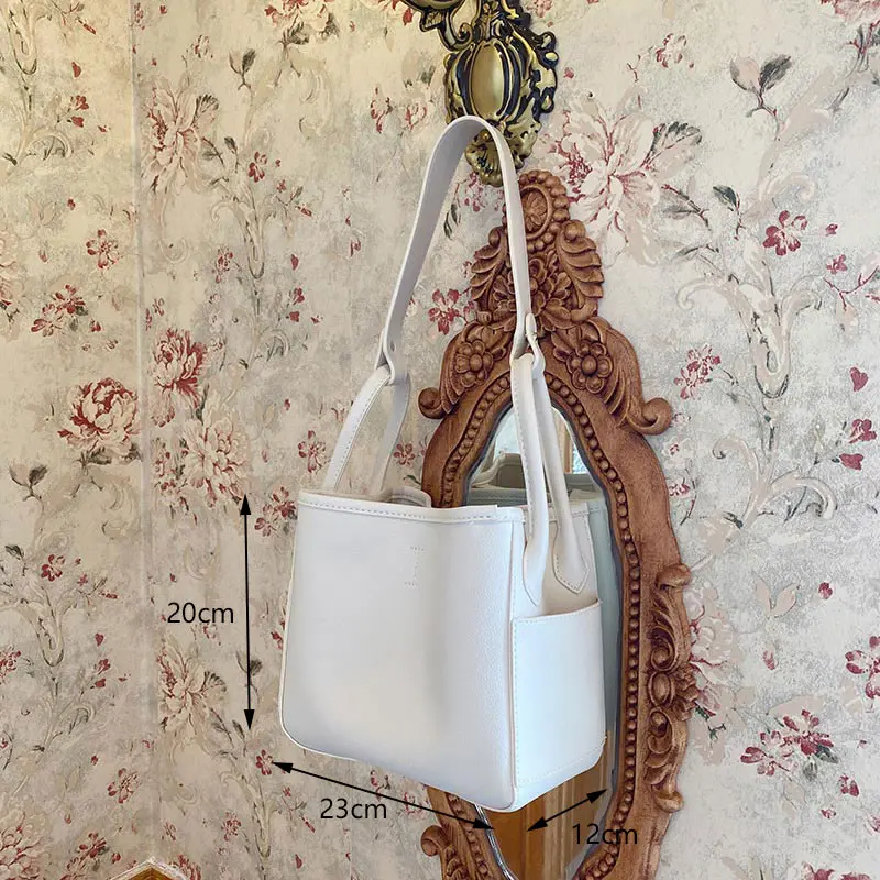 

Designer White Crossbody Shoulder Bags For Women Large Capacity Handbags Fashion Trend New 2021 Women's Soft Pu Leather Bag